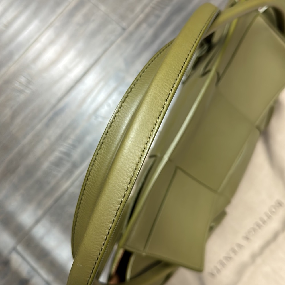 Bottega Veneta Arco bag - Picture 4 of 12